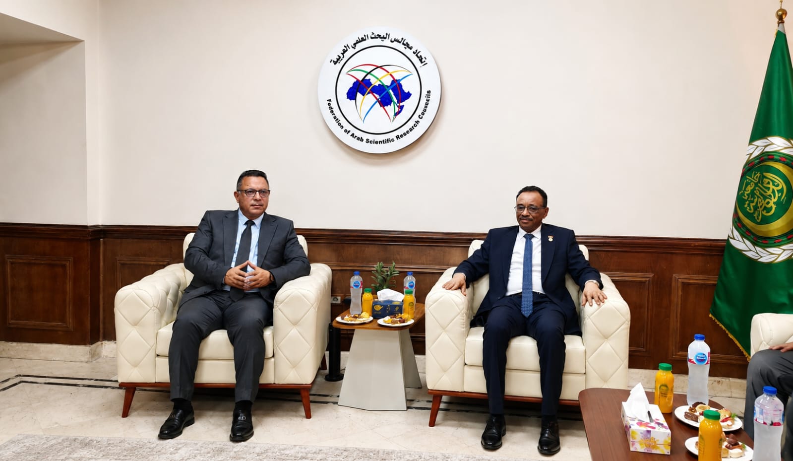 وزير التعليم العالي يبحث مع أمين عام اتحاد مجالس البحث العلمي العربية تعزيز مشاركة السودان في برامج الاتحاد