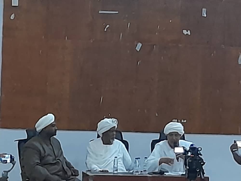 مبادرة  شيوخ الطرق الصوفية تقدم الرؤية الوطنية لشكل الدولة ونظام الحكم