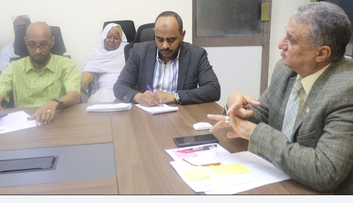 الصحة الخرطوم توجه بالإسراع في افتتاح معمل فحص الكلى والفيروسات  الخرطوم